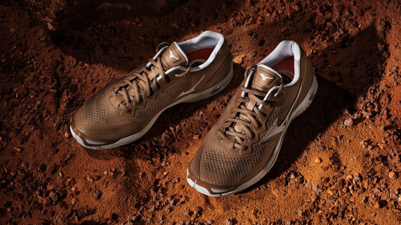 Wave-Stealth-V-Step-on-Mars