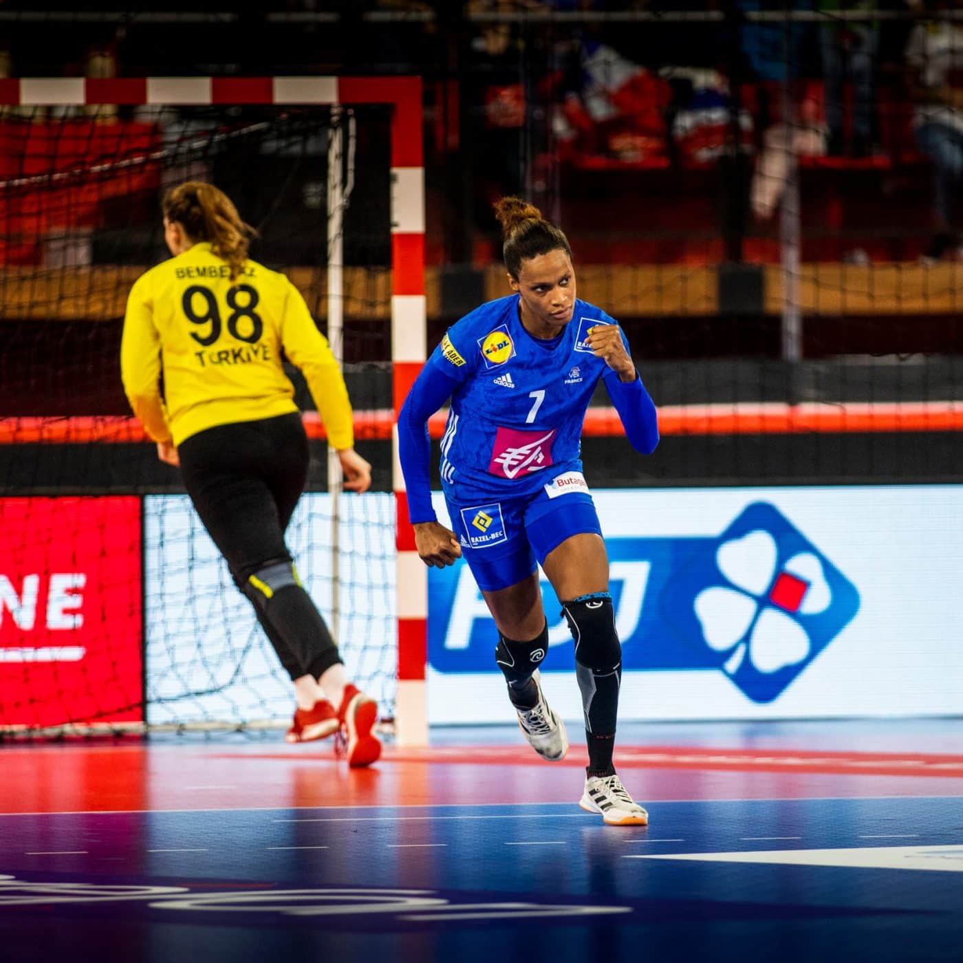 octobre-rose-équipe-de-france-handball-2019-caisse-d-epargne-4