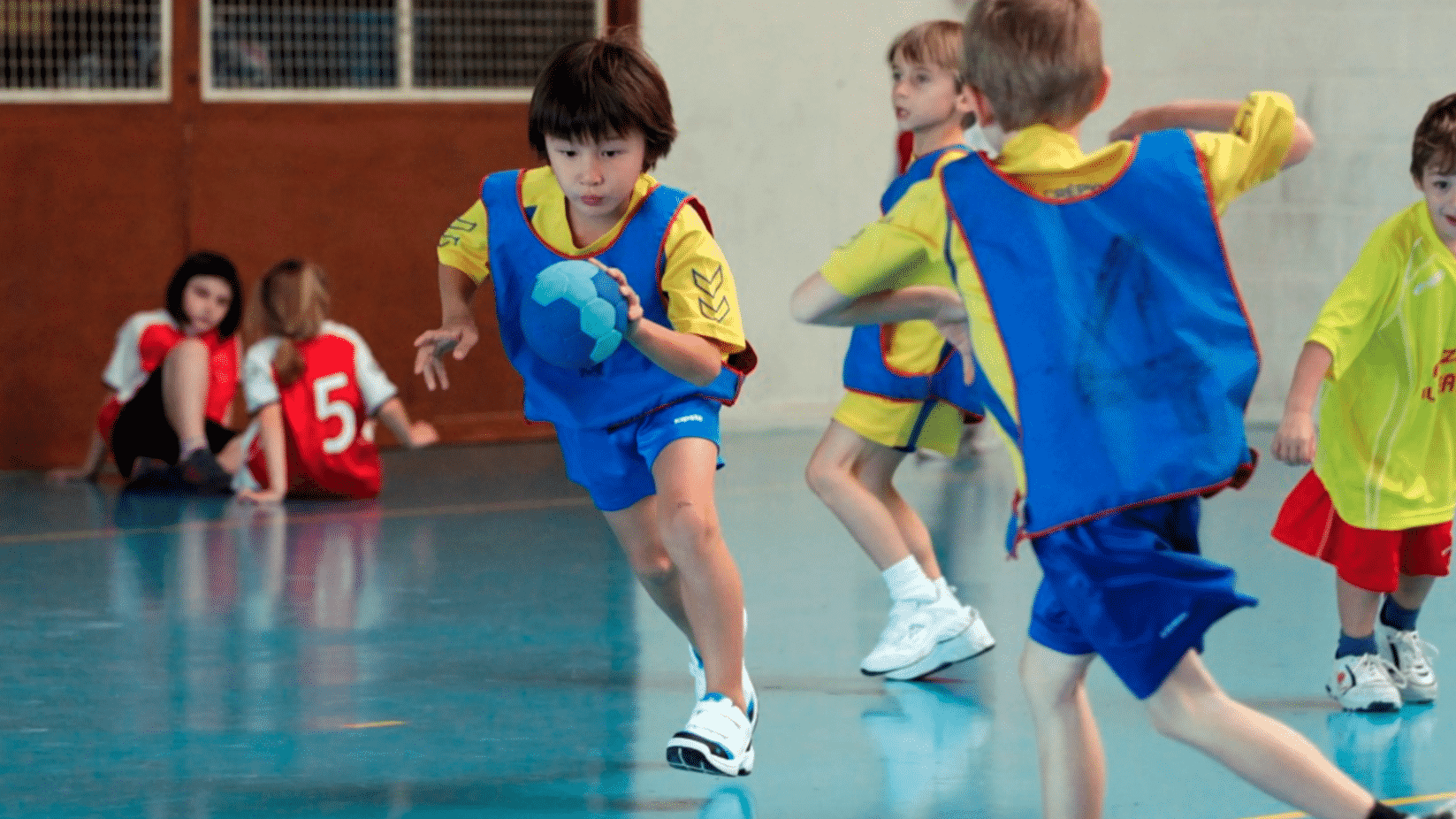 Quelles chaussures de handball choisir pour les enfants ?